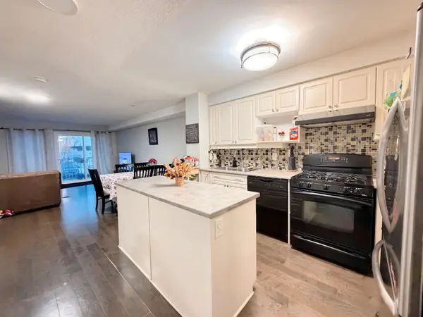 4031 CANYON WALK DR #10, Blossom Park - Airport And Area, ON K1V 0Z4