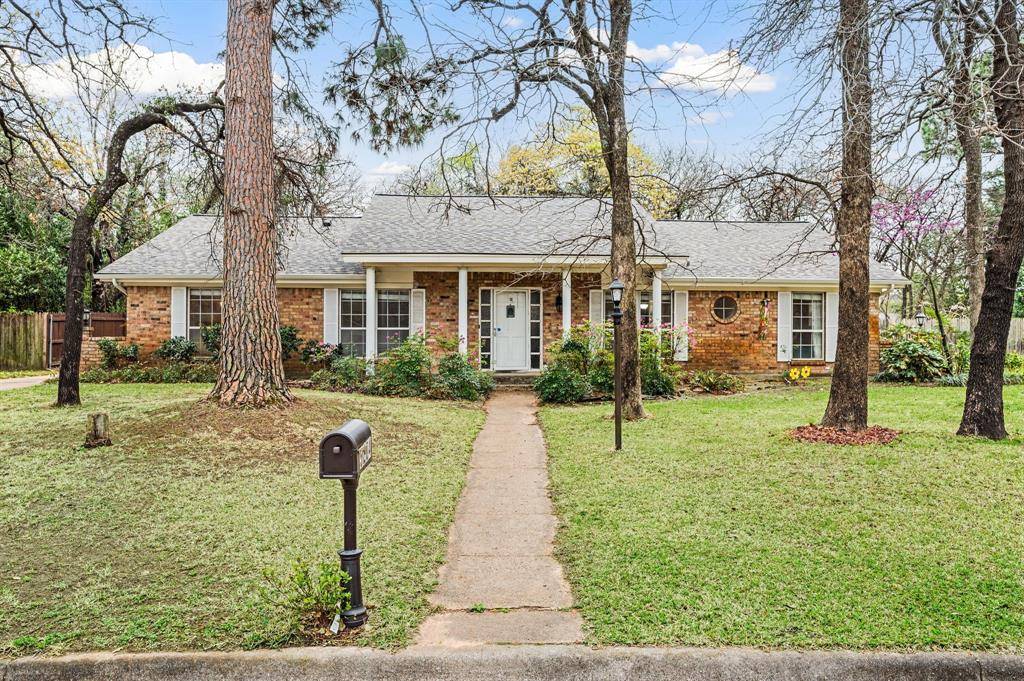 5204 Coventry Court, Colleyville, TX 76034