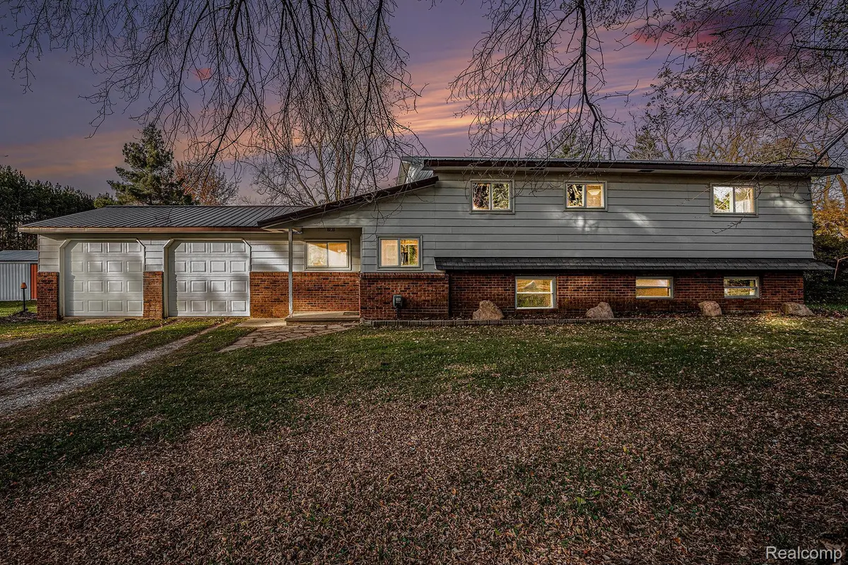 896 W Saginaw RD, Fremont Township, MI 48744