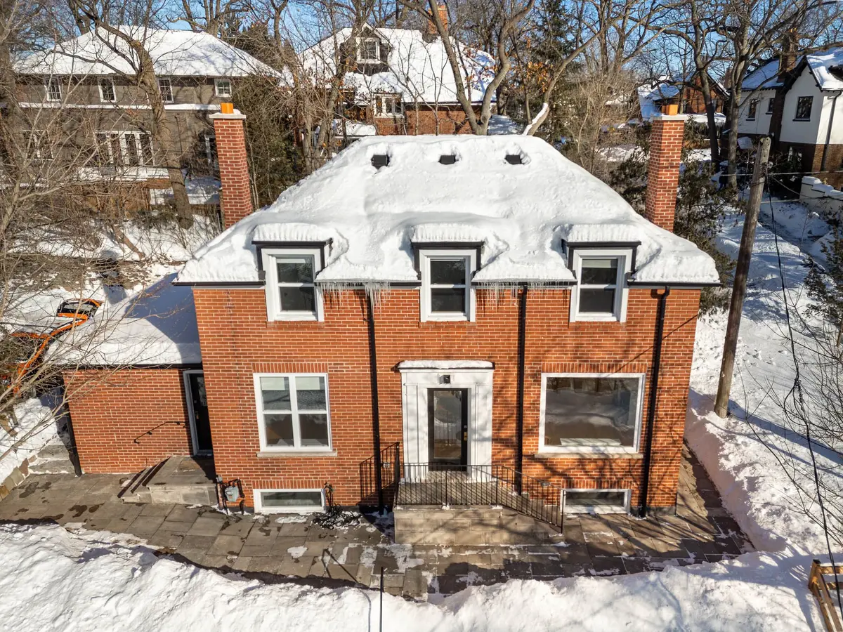 19 Halford AVE, Toronto W02, ON M6S 4G1