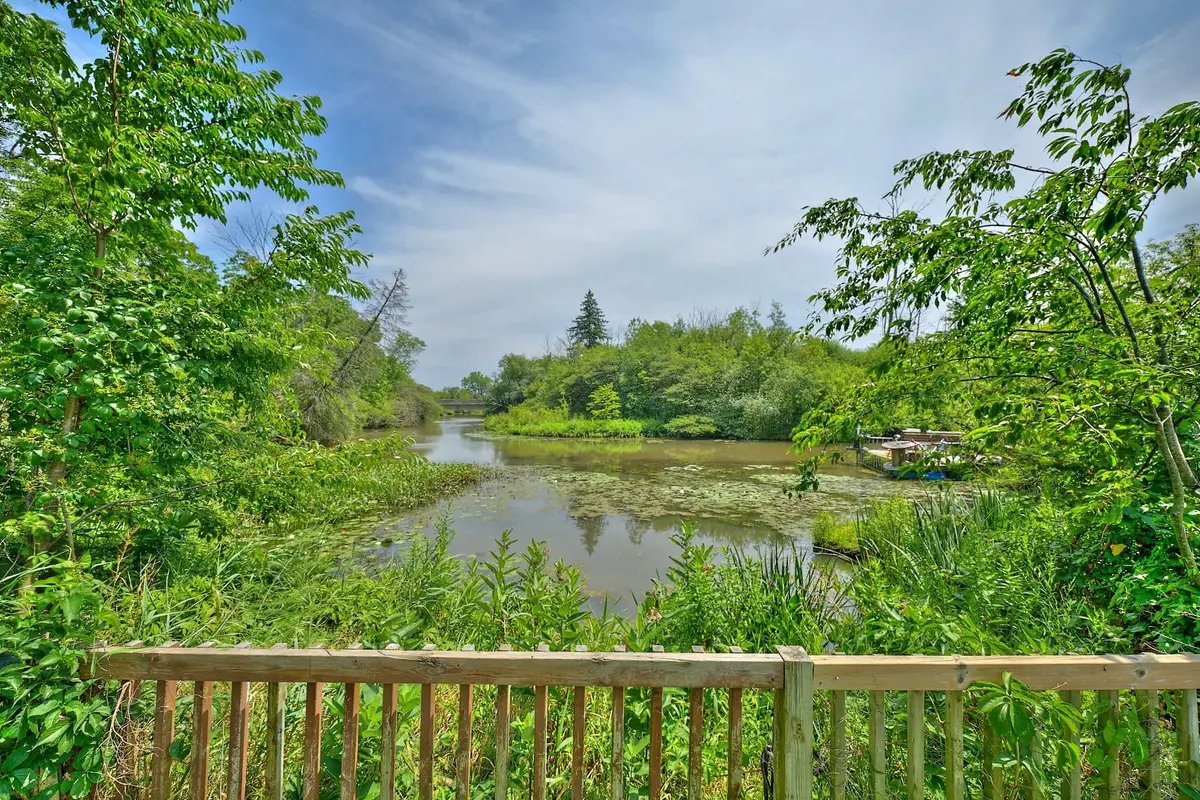 10266 Willodell RD, Niagara Falls, ON L0S 1K0