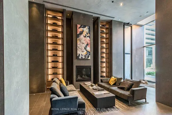 55 Charles ST E #3904, Toronto C08, ON M4Y 0J1