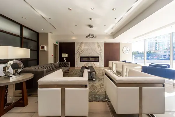 38 Lee Centre DR #2303, Toronto E09, ON M1H 3J7