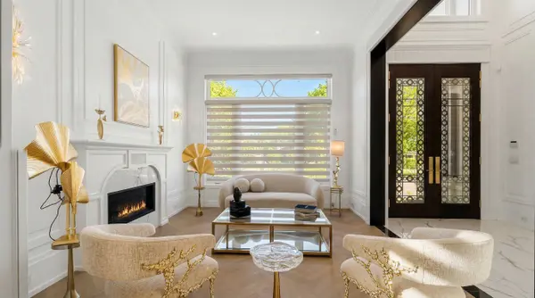 95 May AVE, Richmond Hill, ON L4C 3S7