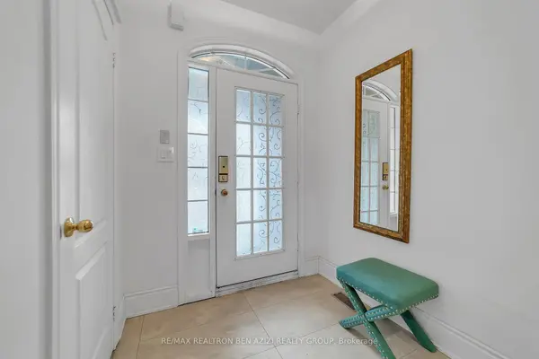 190 Harding BLVD W #5, Richmond Hill, ON L4C 0J9