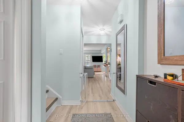 40 Castle Rock DR #6, Richmond Hill, ON L4C 5H5