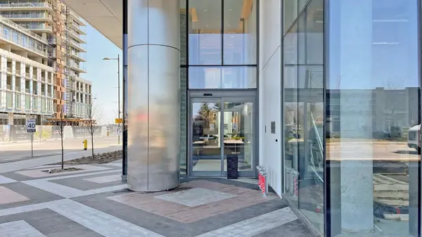 950 PORTAGE Pkwy #5011, Vaughan, ON L4K 0J7