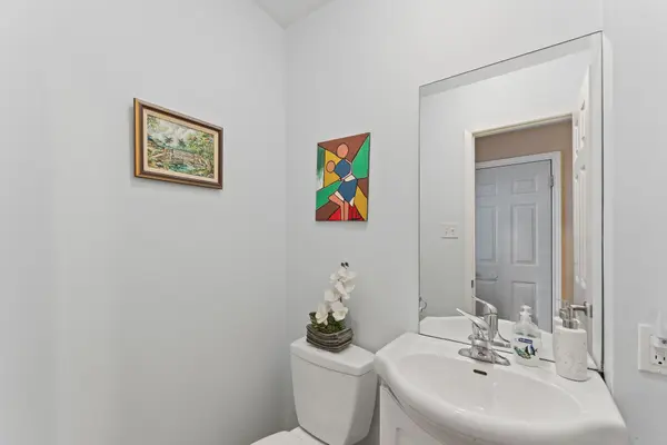 52 Adelaide ST #37, Barrie, ON L4N 3T5