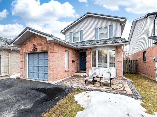 2036 Chrisdon RD, Burlington, ON L7M 3W8