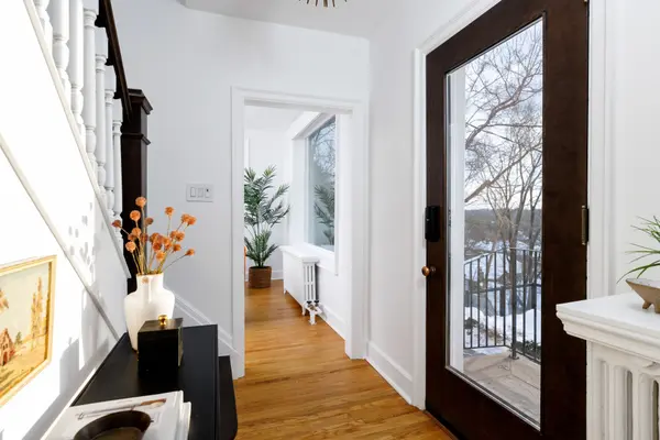 19 Halford AVE, Toronto W02, ON M6S 4G1