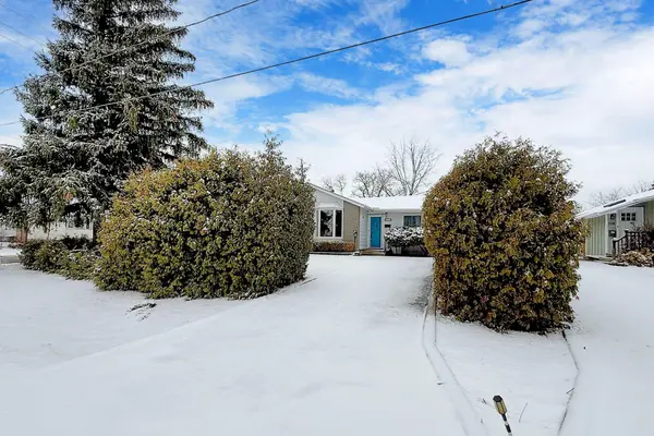 135 Ringwood RD, Oakville, ON L6H 1K3