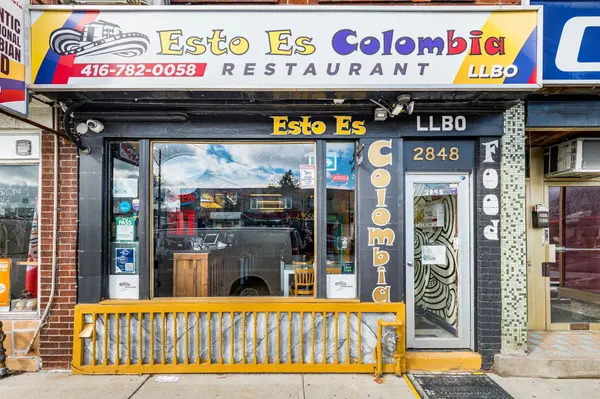 2848 Dufferin ST, Toronto W04, ON M6B 3S3