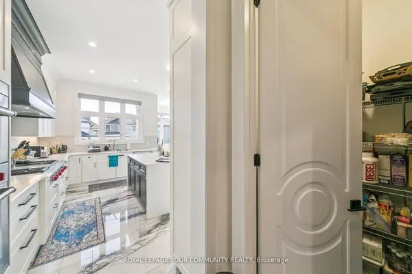 2401 Irene CRES, Oakville, ON L6M 5M5