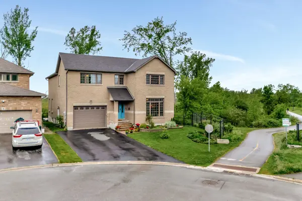 10 Meagher PL, Belleville, ON K8P 0C1