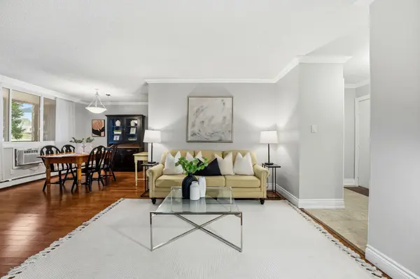 944 Caledonian VW #206, Cambridge, ON N3H 1A5