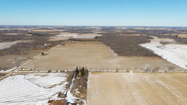 13700 largie RD, Dutton/dunwich, ON N0L 1J0