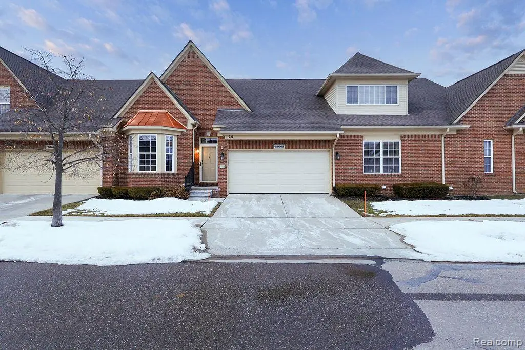 48608 Oak Bridge DR, Canton Charter Township, MI 48188