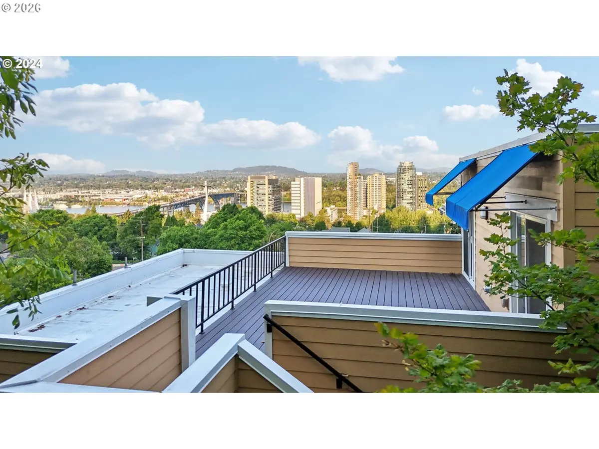 3515 SW BARBUR BLVD #N-3, Portland, OR 97239