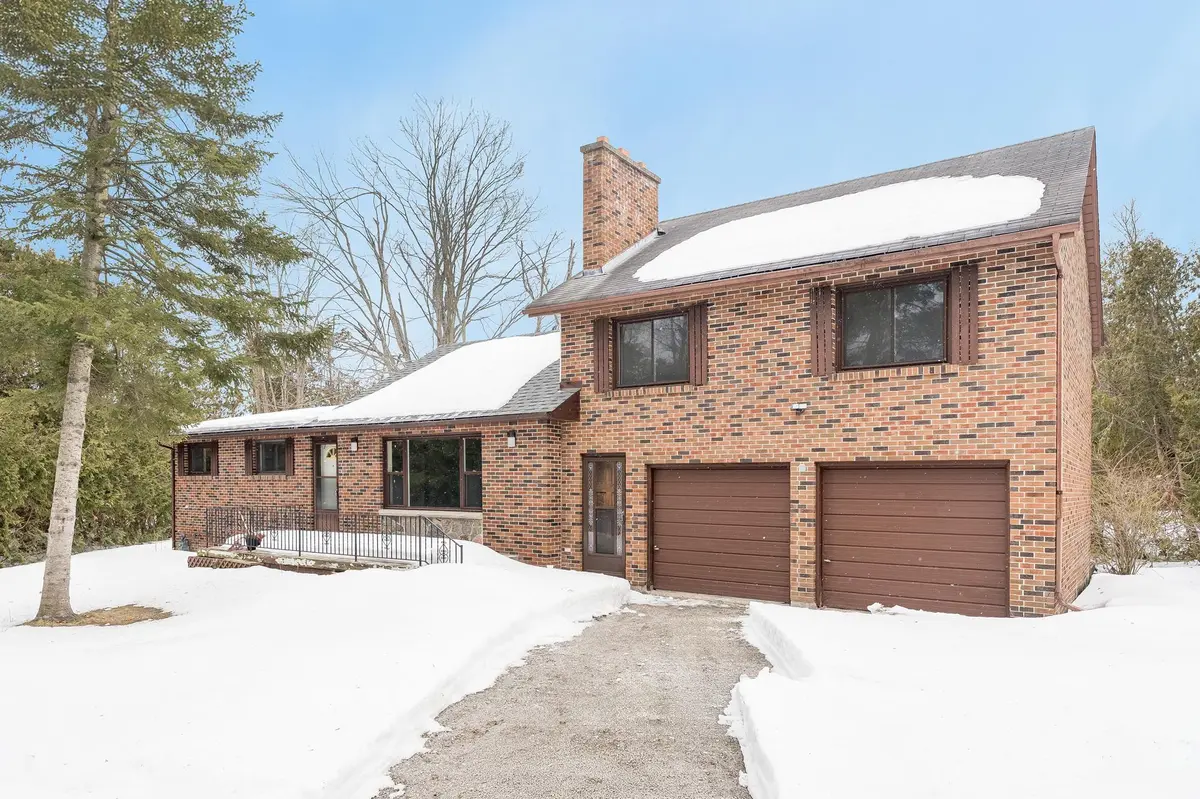 9 Yvonne CRES, Oro-medonte, ON L0L 1T0