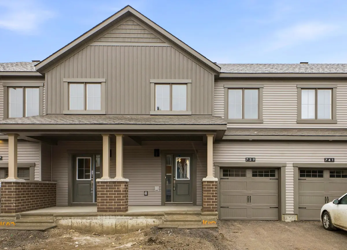 739 Tincture PL, Kanata, ON K2W 0P2