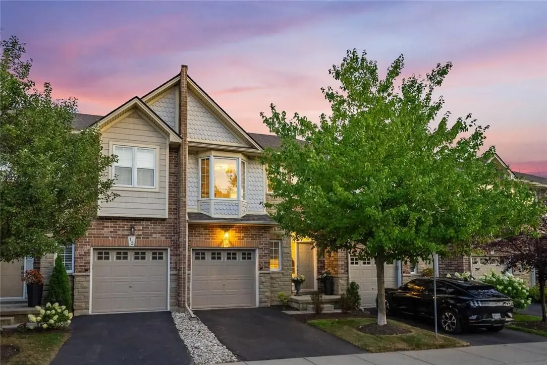 10 Liddycoat LN #4, Hamilton, ON L9G 0A7