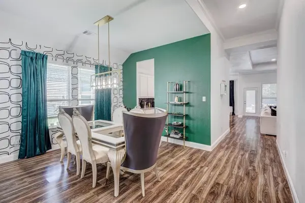 705 Candace Drive, Desoto, TX 75115