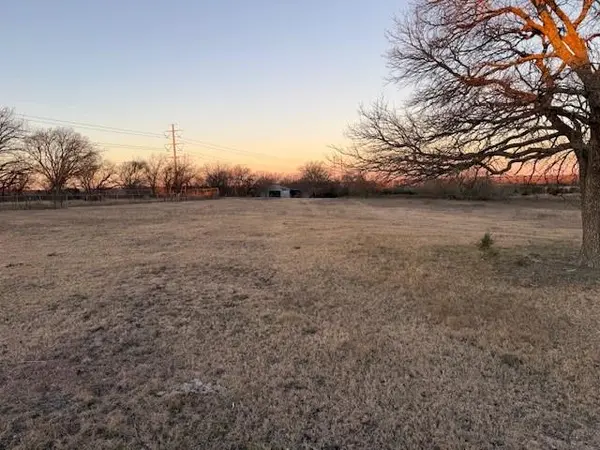 7933 State Highway 78 N, Blue Ridge, TX 75424