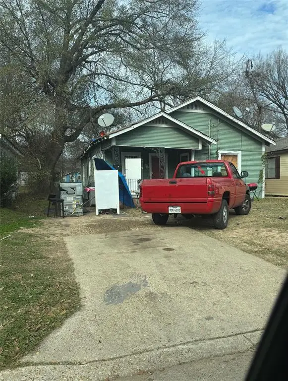 420 Champ Clark Street, Shreveport, LA 71108