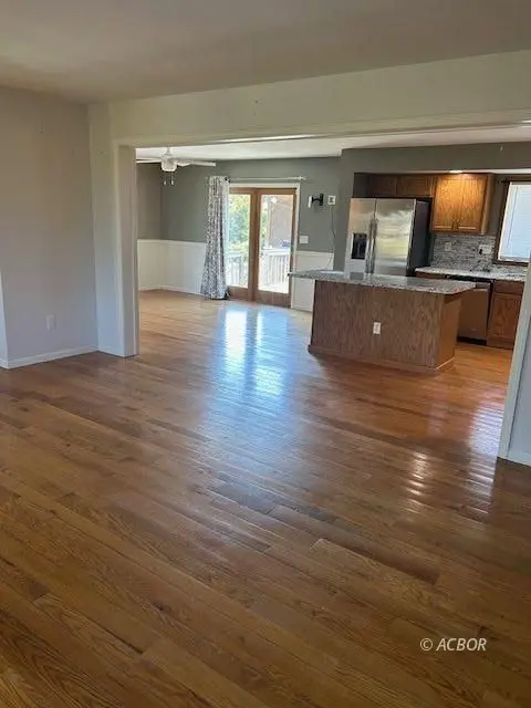 17777 Mush Run Rd, Athens, OH 45701