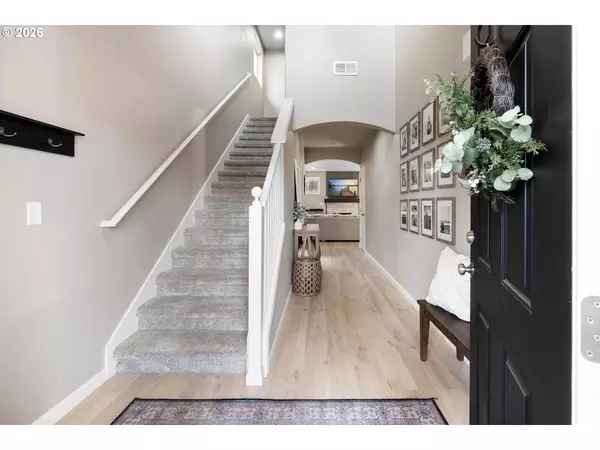 Sandy, OR 97055,15520 RAINIER AVE