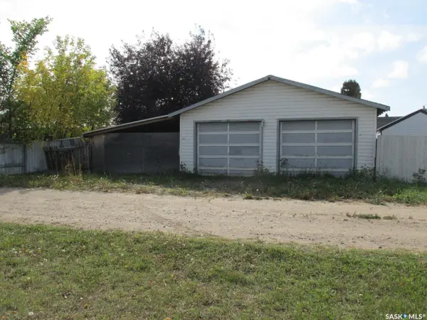 617 8th AVENUE W, Nipawin, SK S0E 1E0