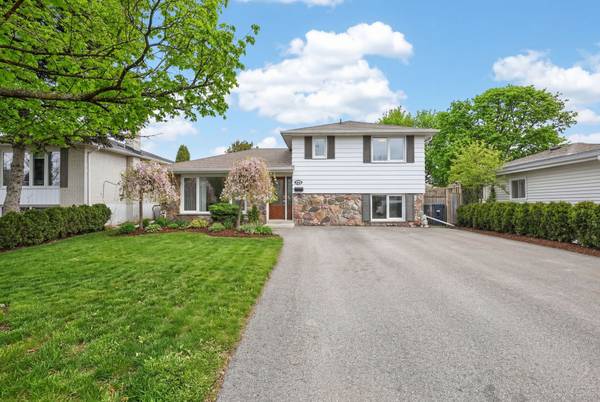 41 Staveley CRES, Brampton, ON L6W 2S1