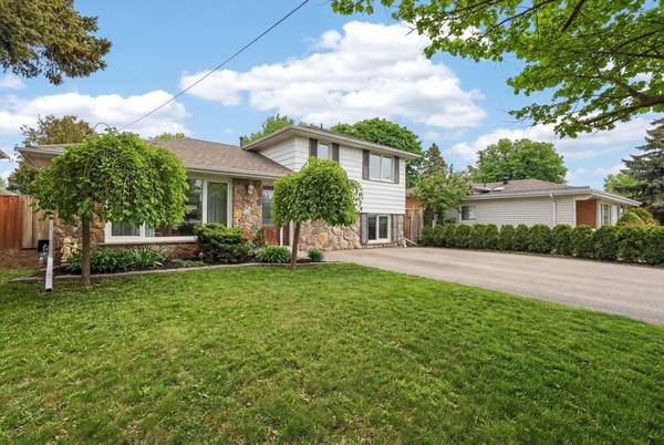 41 Staveley CRES, Brampton, ON L6W 2S1