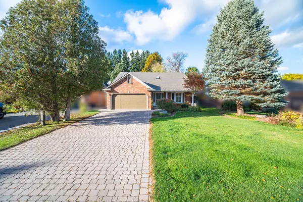 327 Cavendish DR, Hamilton, ON L9G 3Z1