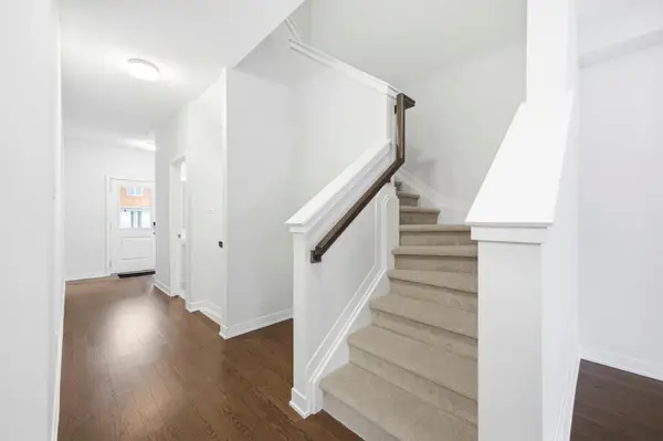 739 Tincture PL, Kanata, ON K2W 0P2