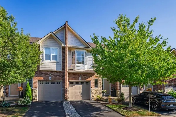10 Liddycoat LN #4, Hamilton, ON L9G 0A7