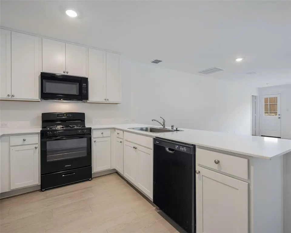 1219 Falcon Heights Drive, Forney, TX 75126