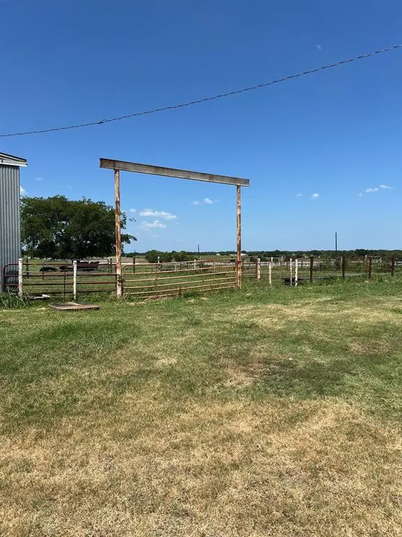 20642 FM 901, Gordonville, TX 76245