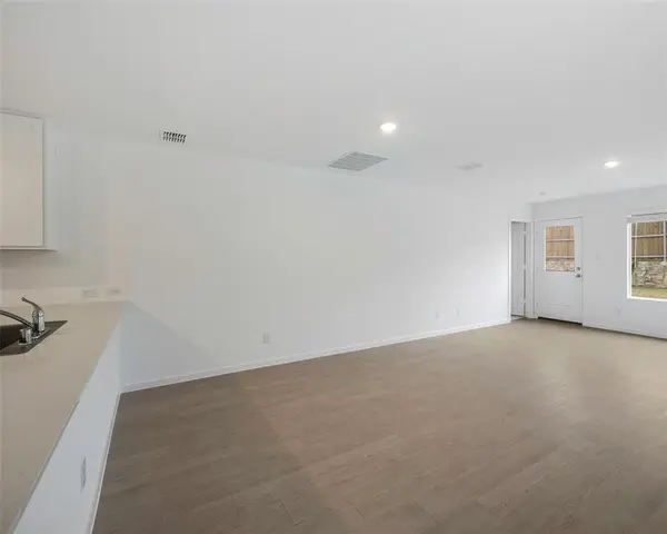 1219 Falcon Heights Drive, Forney, TX 75126