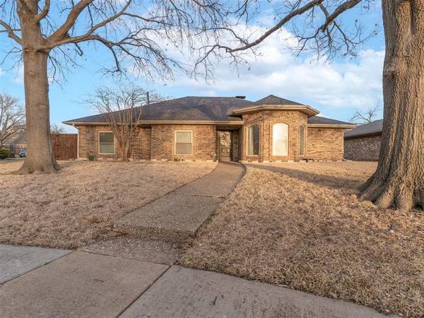 1608 Duke Court, Plano, TX 75093