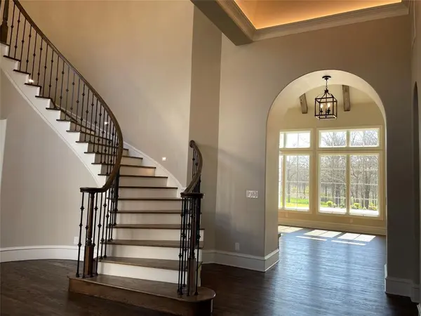 90 Woodland Hills Drive, Sherman, TX 75092