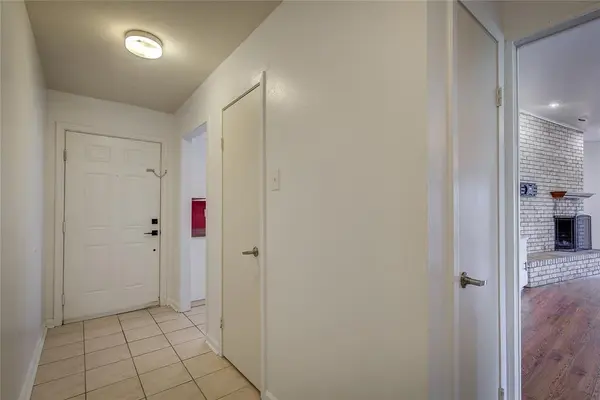 1218 Northwood Drive, Commerce, TX 75428