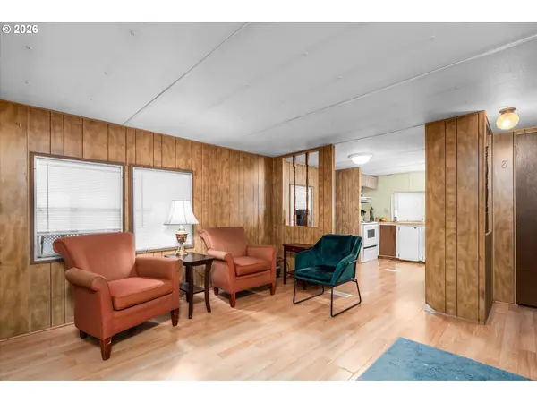 5335 MAIN ST #7, Springfield, OR 97478