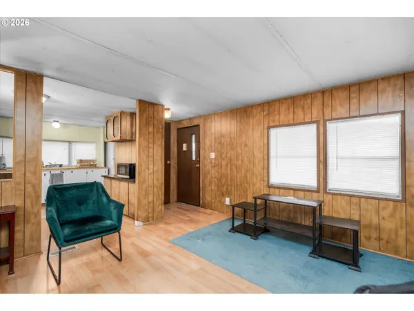 5335 MAIN ST #7, Springfield, OR 97478