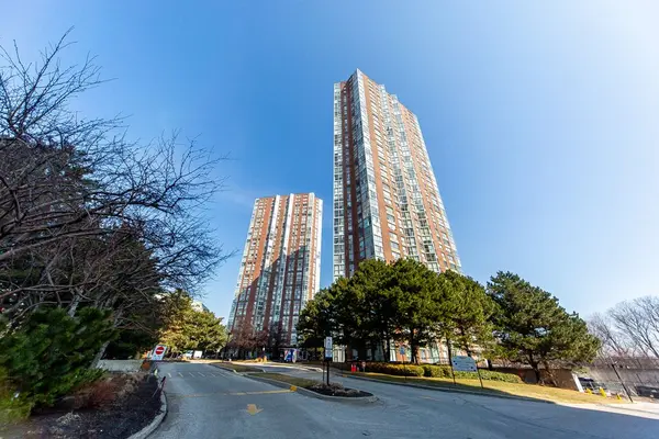 7 Concorde PL #1602, Toronto C13, ON M3C 3N4