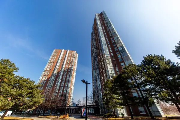 7 Concorde PL #1602, Toronto C13, ON M3C 3N4