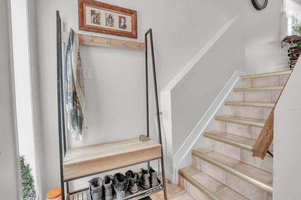 149 Osborne ST, Tay, ON L0K 2A0