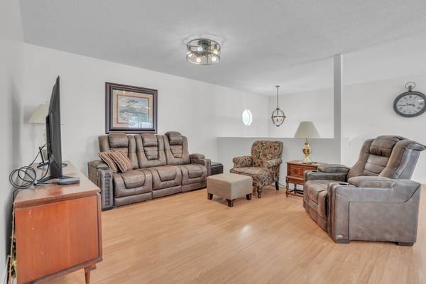 149 Osborne ST, Tay, ON L0K 2A0