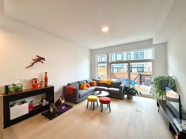 35 Lou Parsons WAY #64, Mississauga, ON L5H 0B2