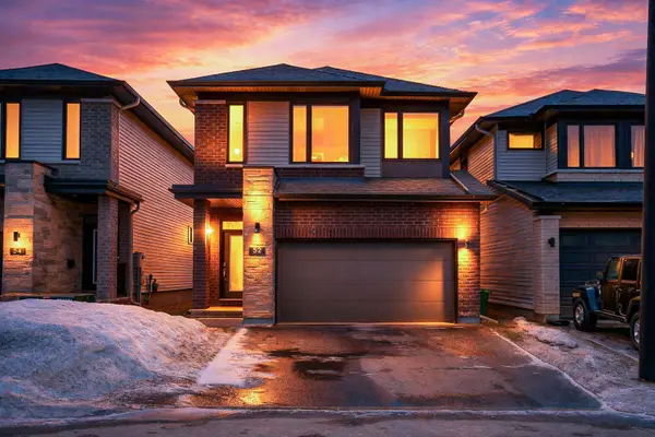 52 Whooping Crane RDG, Blossom Park - Airport And Area, ON K4M 0P2